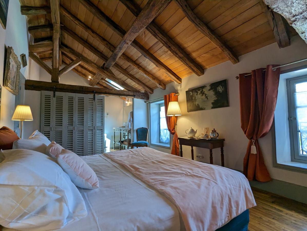 Chateau De Lavaud Montbron Екстер'єр фото