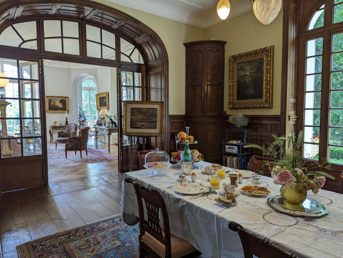 Chateau De Lavaud Montbron Екстер'єр фото