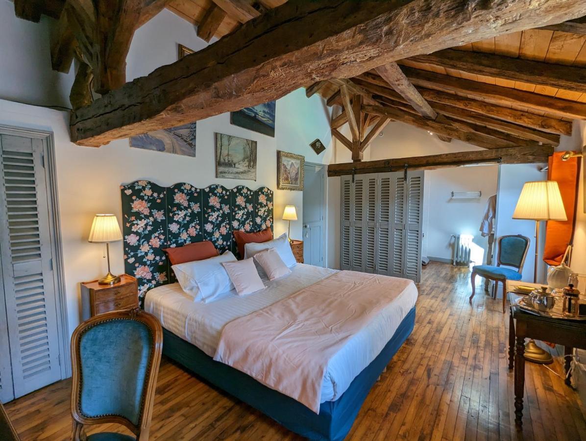 Chateau De Lavaud Montbron Екстер'єр фото