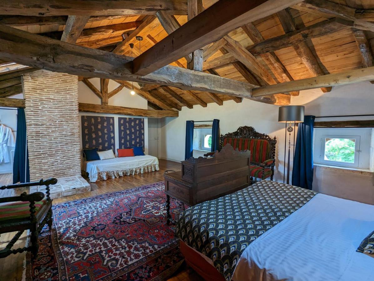 Chateau De Lavaud Montbron Екстер'єр фото