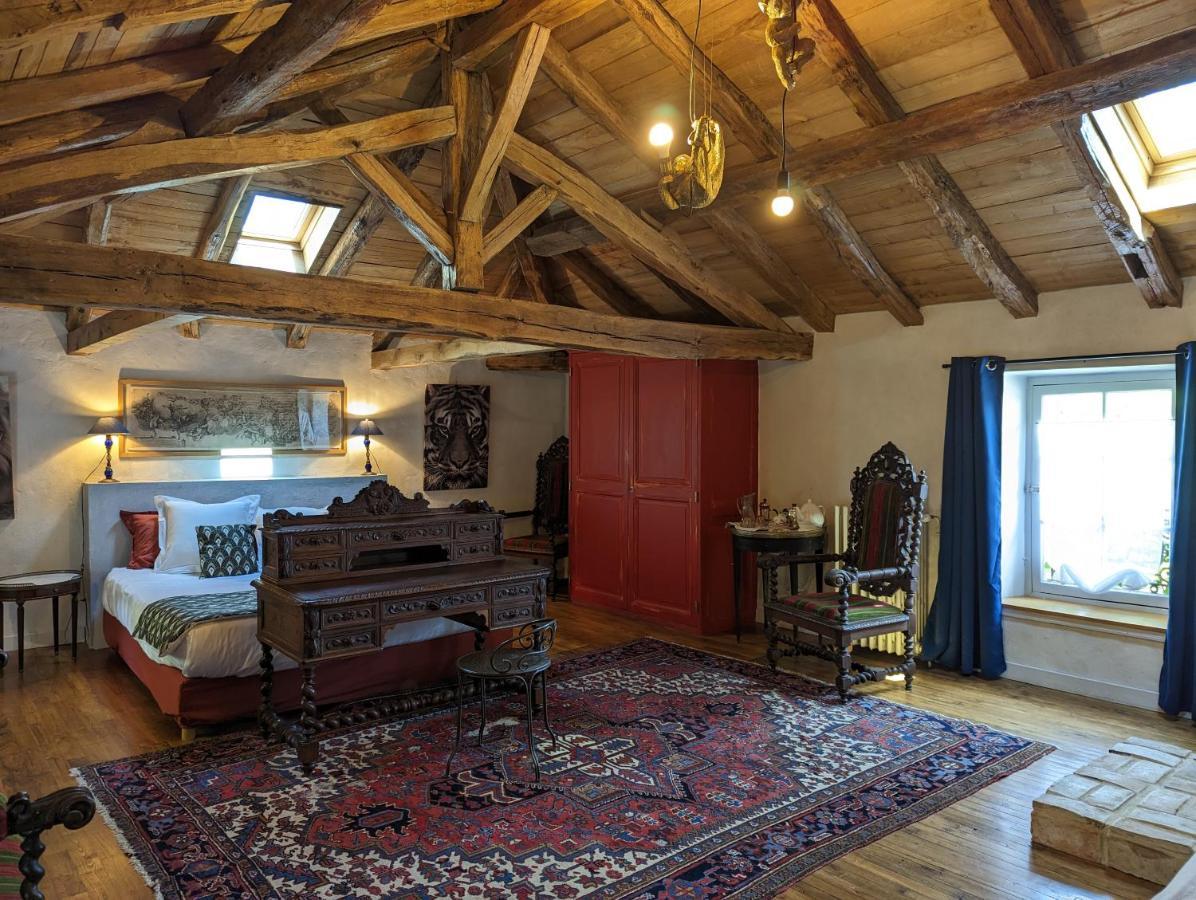 Chateau De Lavaud Montbron Екстер'єр фото